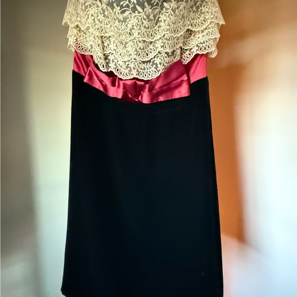 NWT Vintage Betsey Johnson Collection Miss Priss size 4 Black Velvet Lace dress - Picture 4 of 5
